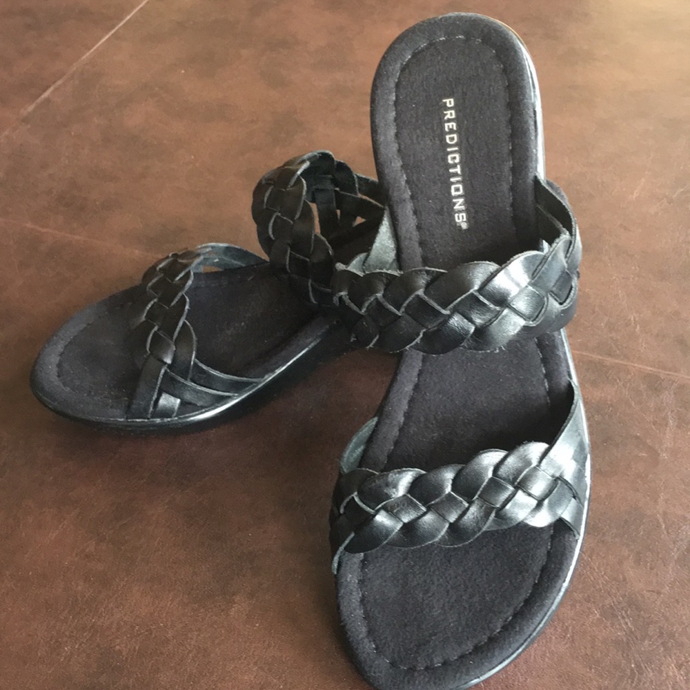 Predictions Sandals